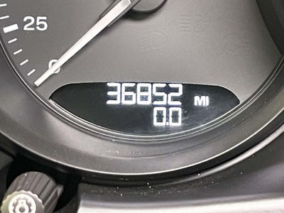 2022 Porsche Macan Base