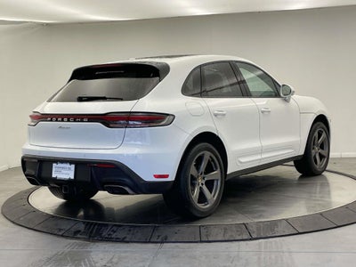 2025 Porsche Macan Base