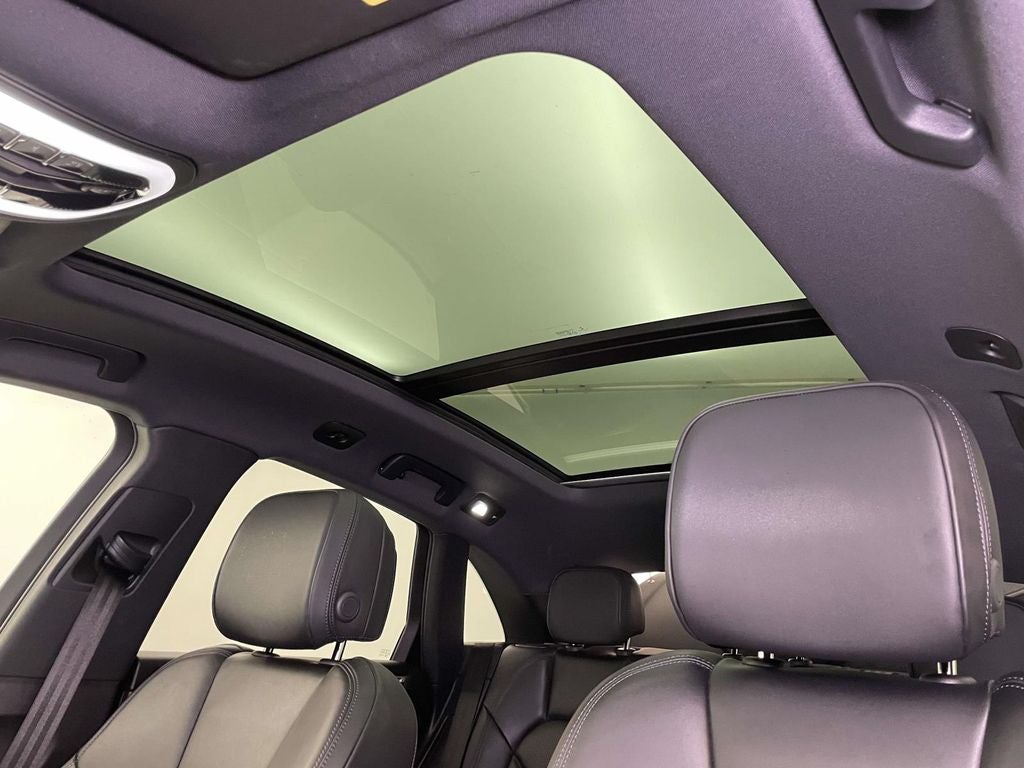 2022 Porsche Macan Base