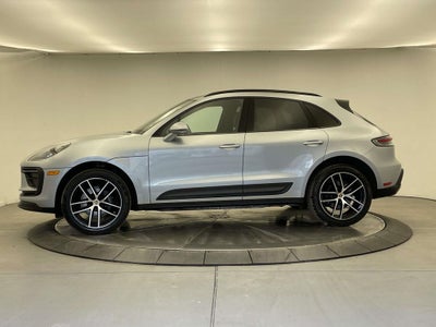 2022 Porsche Macan Base