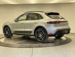 2022 Porsche Macan Base