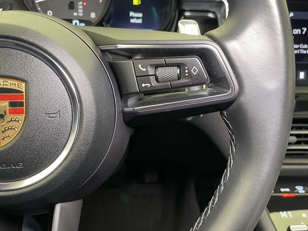 2022 Porsche Macan Base