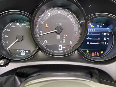 2022 Porsche Macan Base