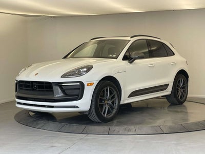 2025 Porsche Macan T