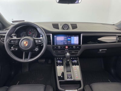 2025 Porsche Macan T