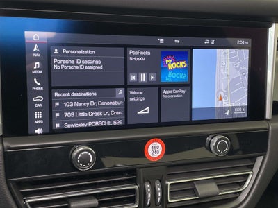 2025 Porsche Macan T