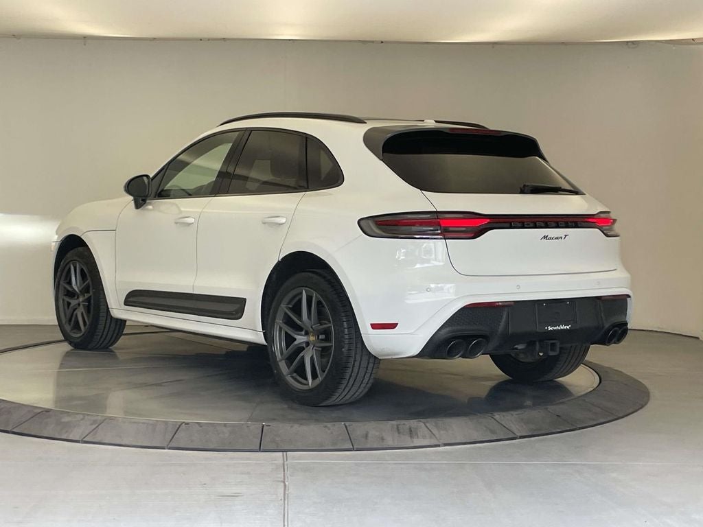 2025 Porsche Macan T