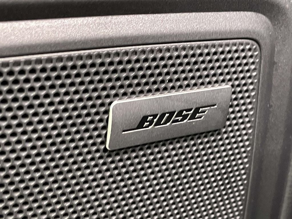 2025 Porsche Macan T