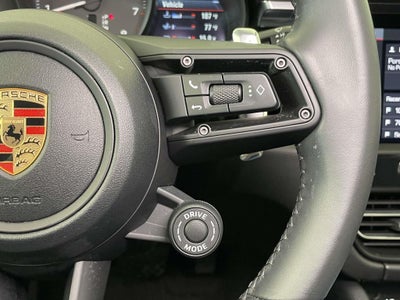 2025 Porsche Macan T