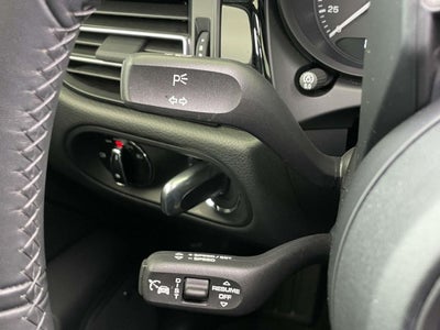 2025 Porsche Macan T