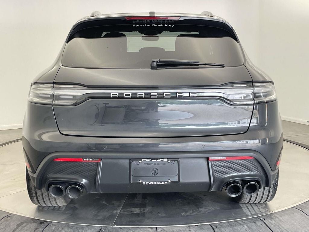 2026 Porsche Macan Base