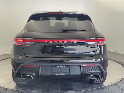 2023 Porsche Macan Base