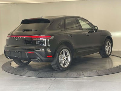 2023 Porsche Macan Base