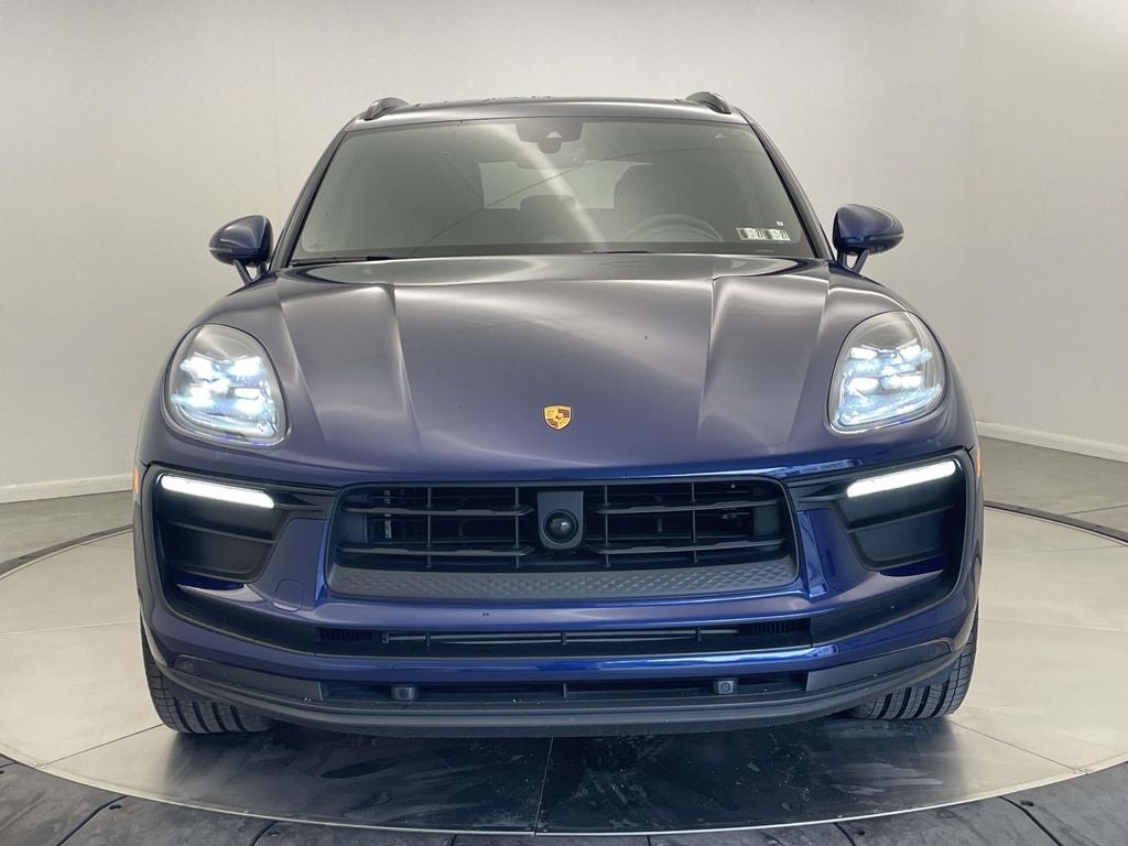 2022 Porsche Macan Base