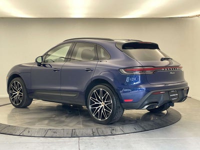 2022 Porsche Macan Base