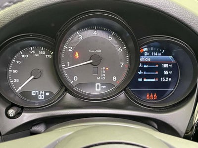 2025 Porsche Macan Base