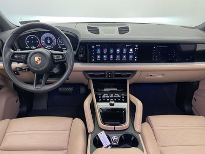 2024 Porsche Cayenne Base