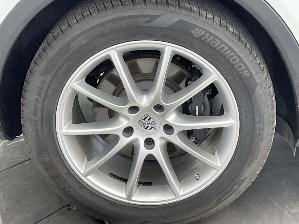 2024 Porsche Cayenne Base