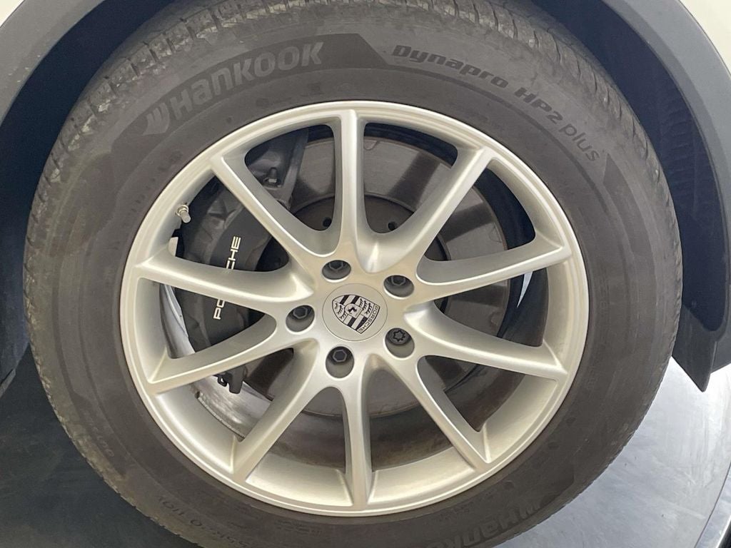 2024 Porsche Cayenne Base
