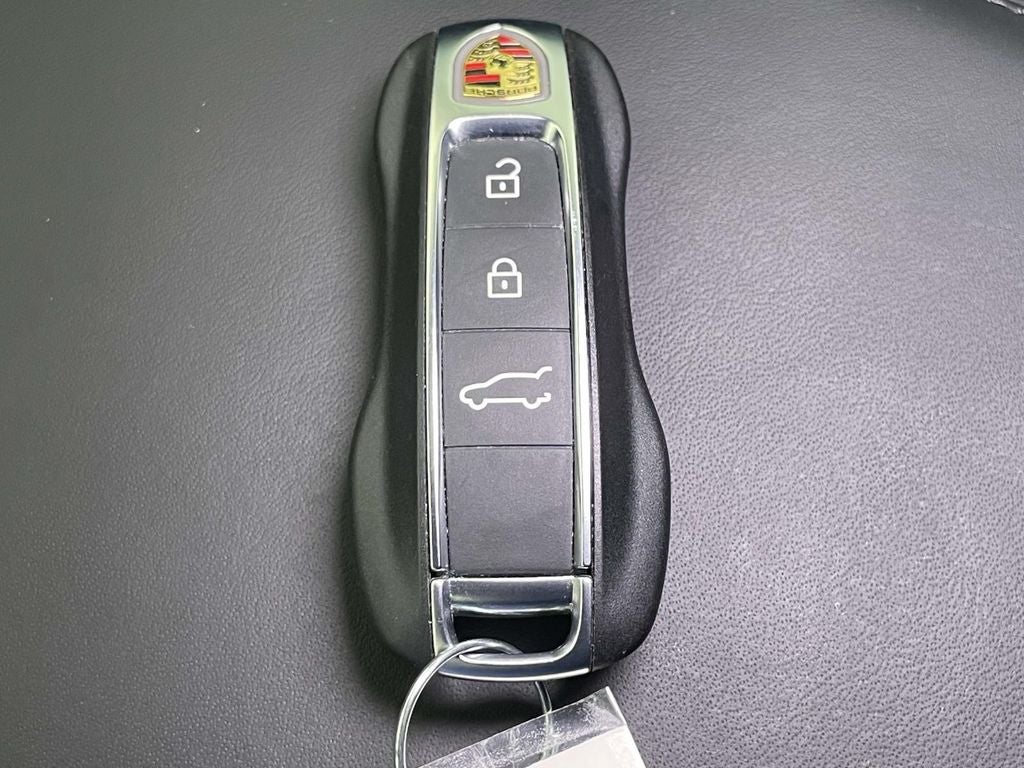 2024 Porsche Cayenne Base