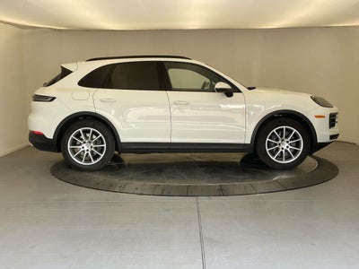 2024 Porsche Cayenne Base