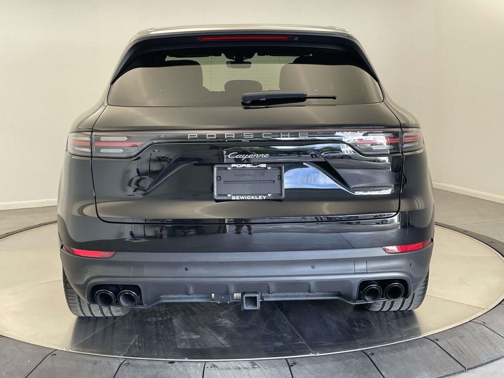 2023 Porsche Cayenne Platinum Edition