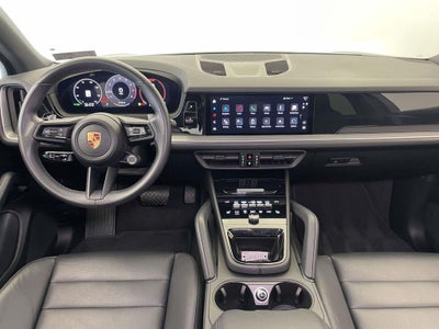 2025 Porsche Cayenne Base