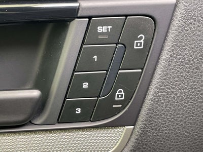 2025 Porsche Cayenne Base