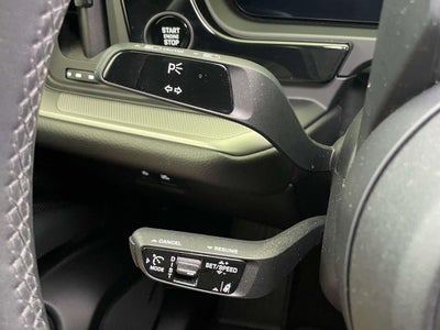 2025 Porsche Cayenne Base
