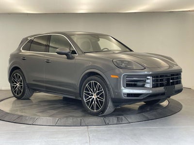 2025 Porsche Cayenne Base