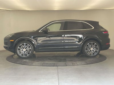 2025 Porsche Cayenne Base