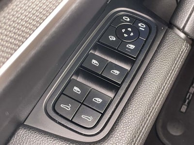 2025 Porsche Cayenne Base