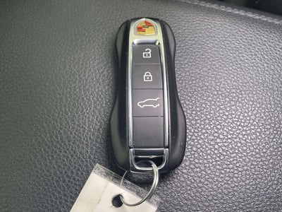 2025 Porsche Cayenne Base