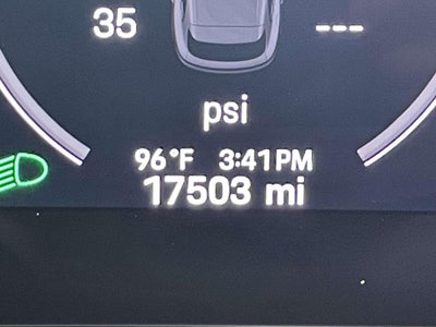 2025 Porsche Cayenne Base
