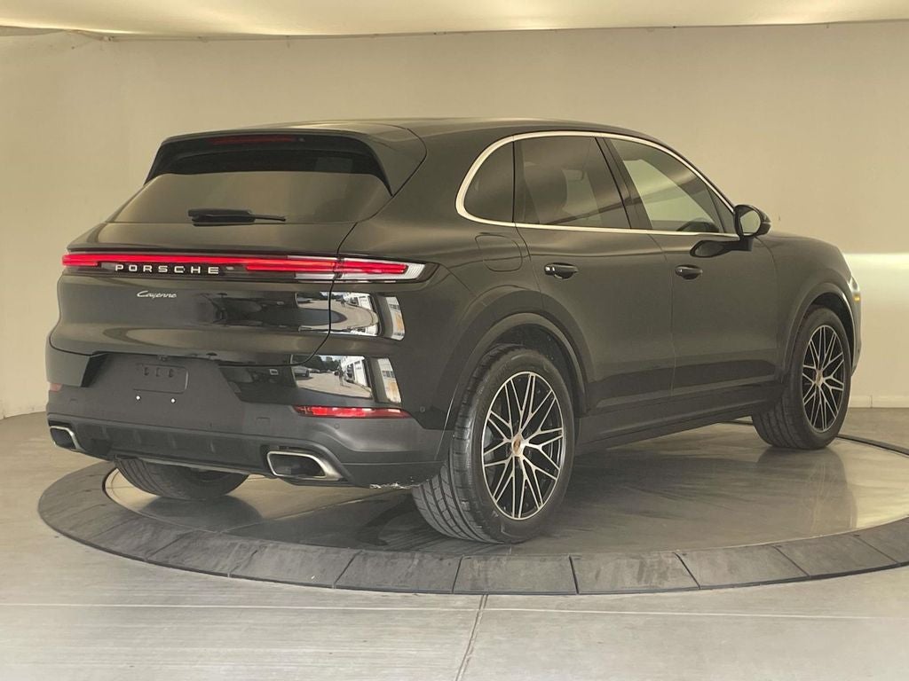 2025 Porsche Cayenne Base