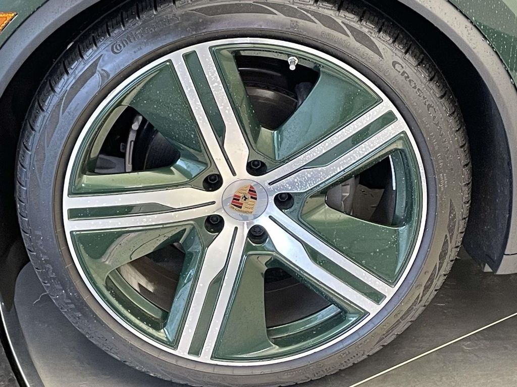 2025 Porsche Macan Electric 4