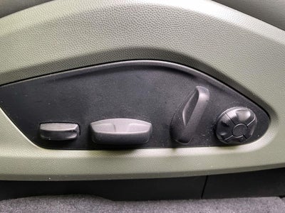 2025 Porsche Macan Electric 4