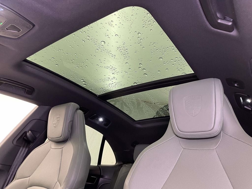 2025 Porsche Macan Electric 4