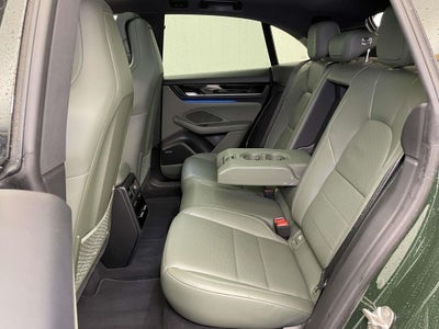 2025 Porsche Macan Electric 4