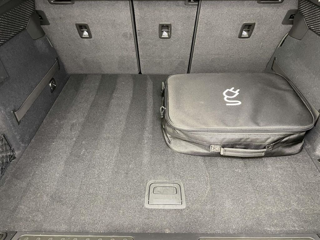 2025 Porsche Macan Electric 4