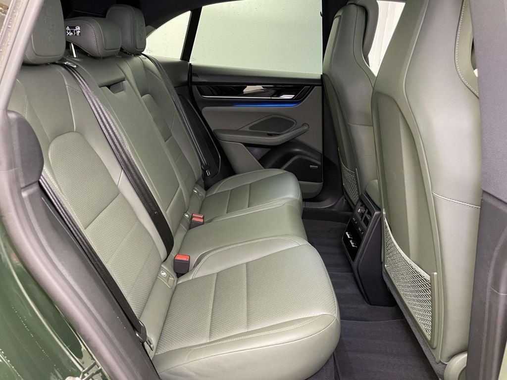 2025 Porsche Macan Electric 4