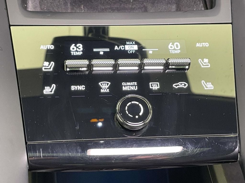 2025 Porsche Macan Electric 4