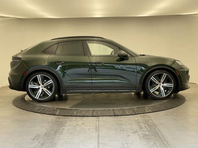 2025 Porsche Macan Electric 4