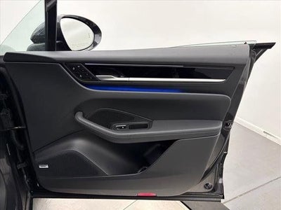 2024 Porsche Macan Electric 4