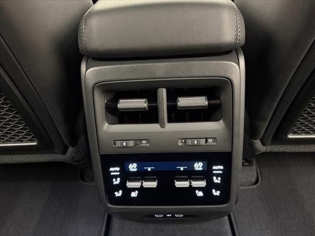 2024 Porsche Macan Electric 4