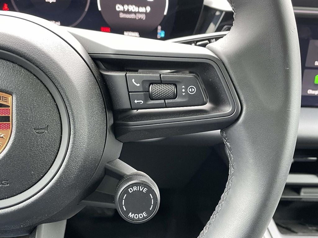 2024 Porsche Macan Electric 4