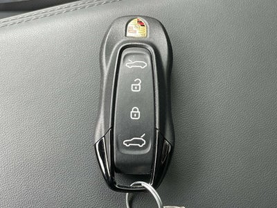 2024 Porsche Macan Electric 4