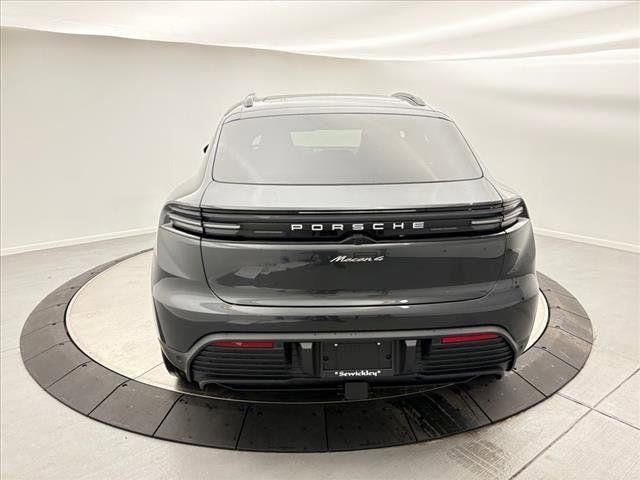 2024 Porsche Macan Electric 4