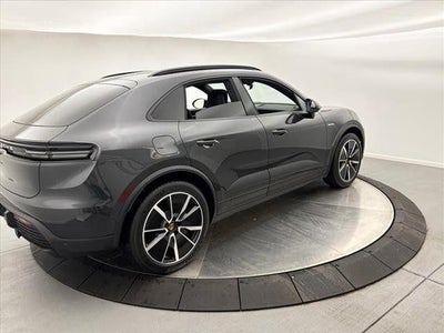 2024 Porsche Macan Electric 4