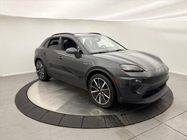 2024 Porsche Macan Electric 4